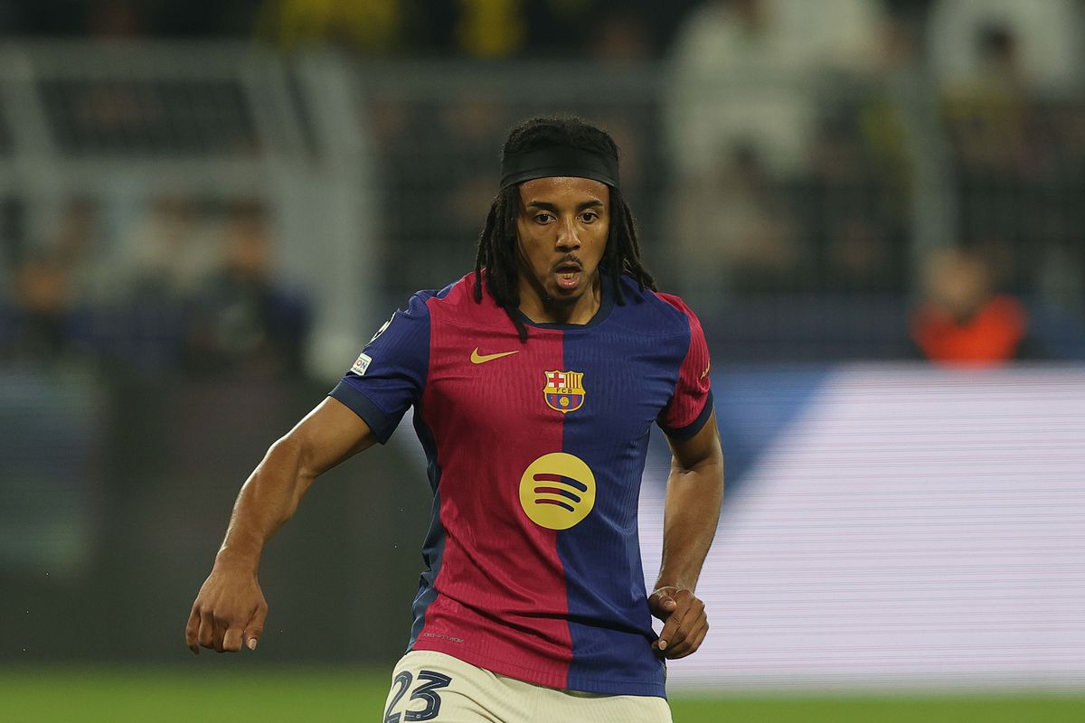 Hansi Flick to Conduct a Detailed Review of Barcelona’s Errors in Borussia Dortmund Defeat