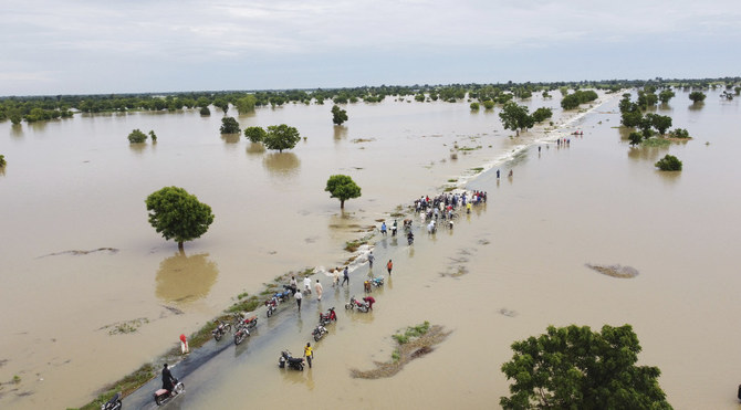Heavy floods in Nigeria claim more than 100 lives