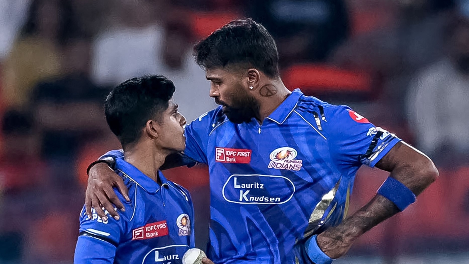 Raghu Sharma replaces Vignesh Puthur in the Mumbai Indians squad