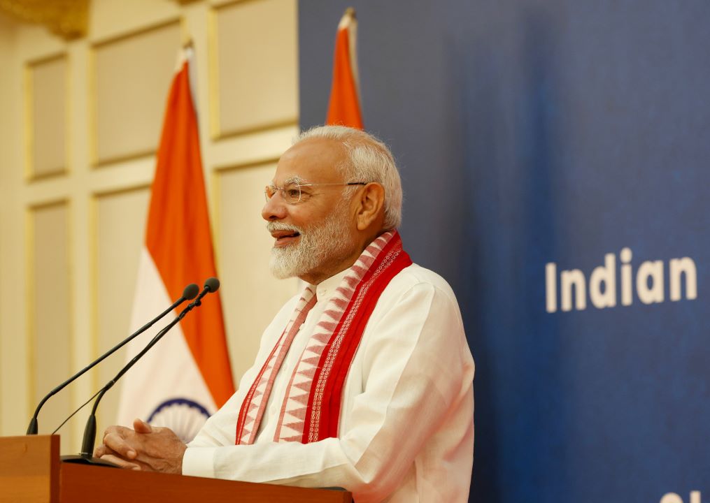 The Prime Minister delivers speech to the Indian community in Russia.