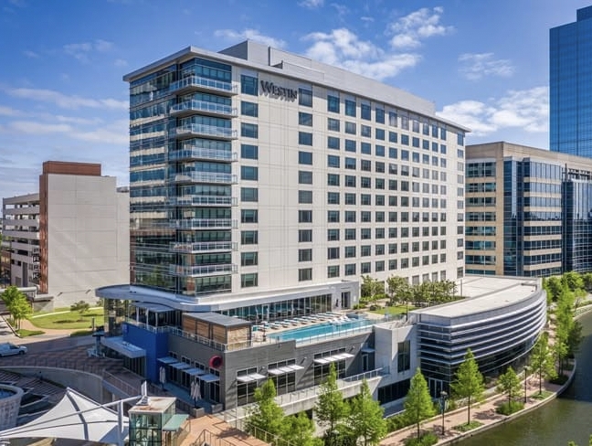 US Hotels Record Drop in Weekly Performance