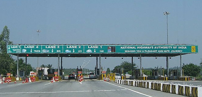 Toll tax collection to resume on Dec 2, pay old Rs 500 notes till Dec 15