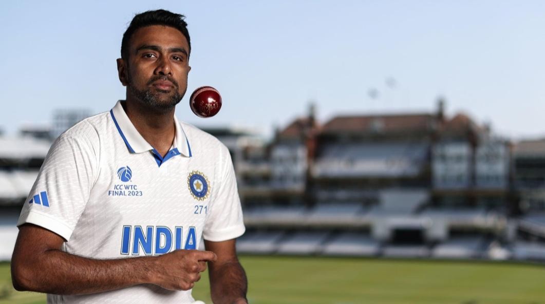 R Ashwin Explains Difference Between MS Dhoni And Other Captains