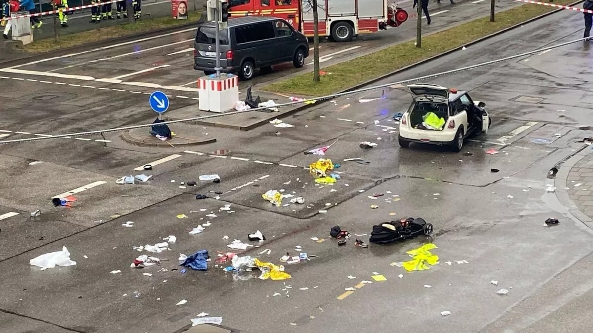 Car Rams Into Union Demonstration in Munich, Injuring 28 in Suspected Attack