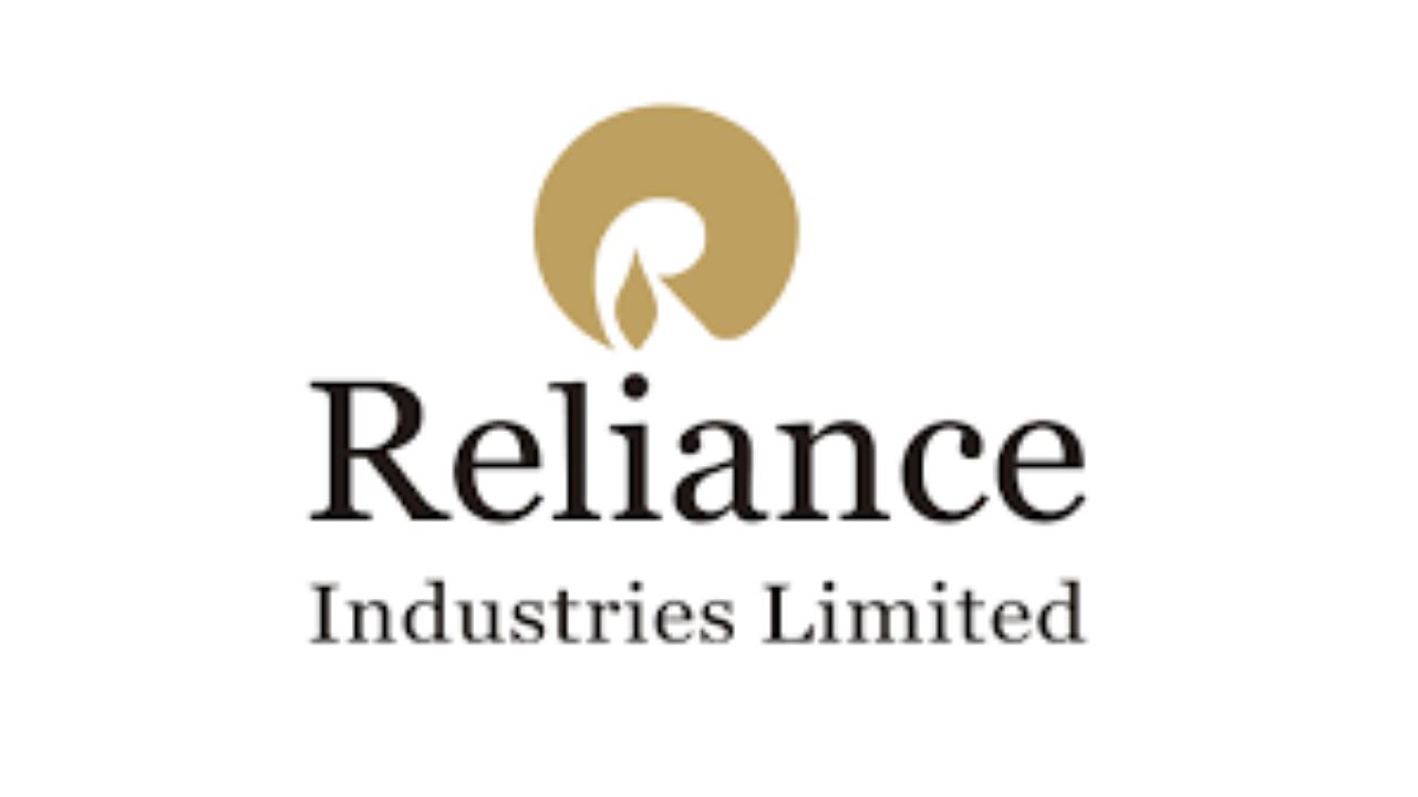 Reliance Secures $3 Billion Dual-Currency Loan, Refinancing on the Agenda