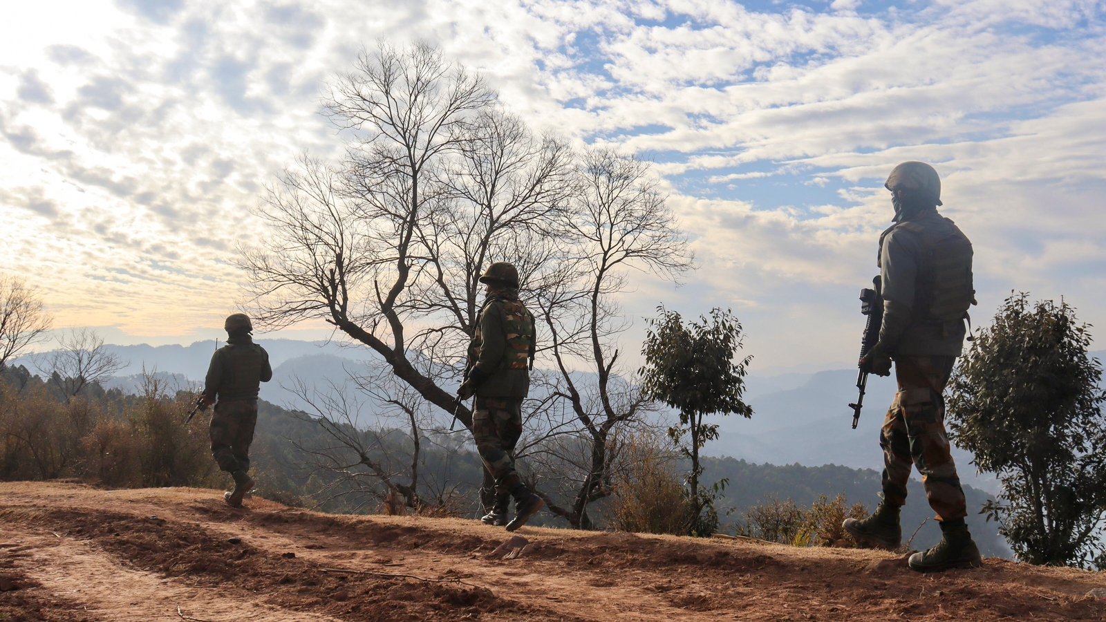 Pakistan reaffirms commitment to Kashmir ceasefire after India alleges ‘violations’