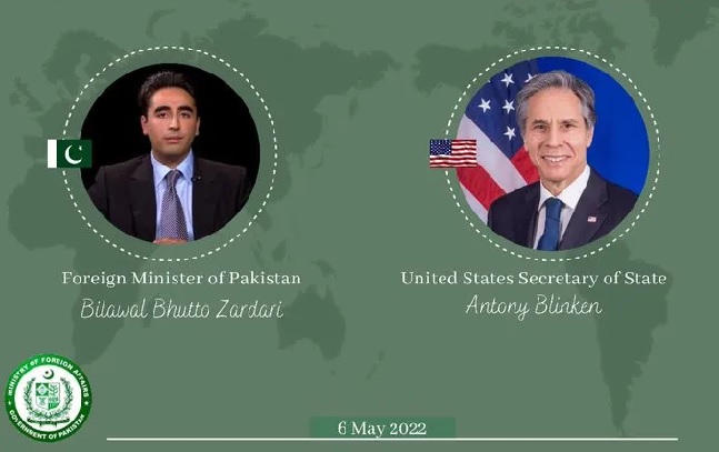 Pak Foreign Minister in conversation with US State Secretary