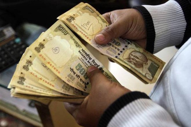 Demonetisation effect: Tax officials grab Uber driver who has Rs 7 crore black money in his bank account