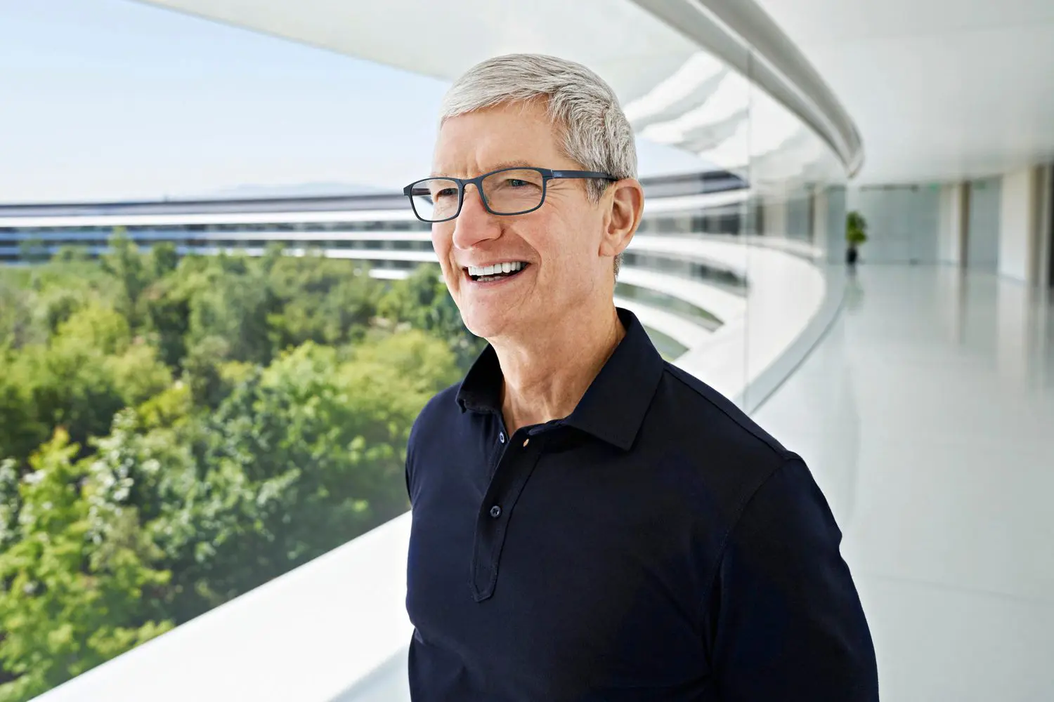 Tim Cook Teases New MacBook Air Launch This Week