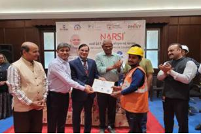 910 carpenters working on the New Parliament Project have been certified by Skill India.